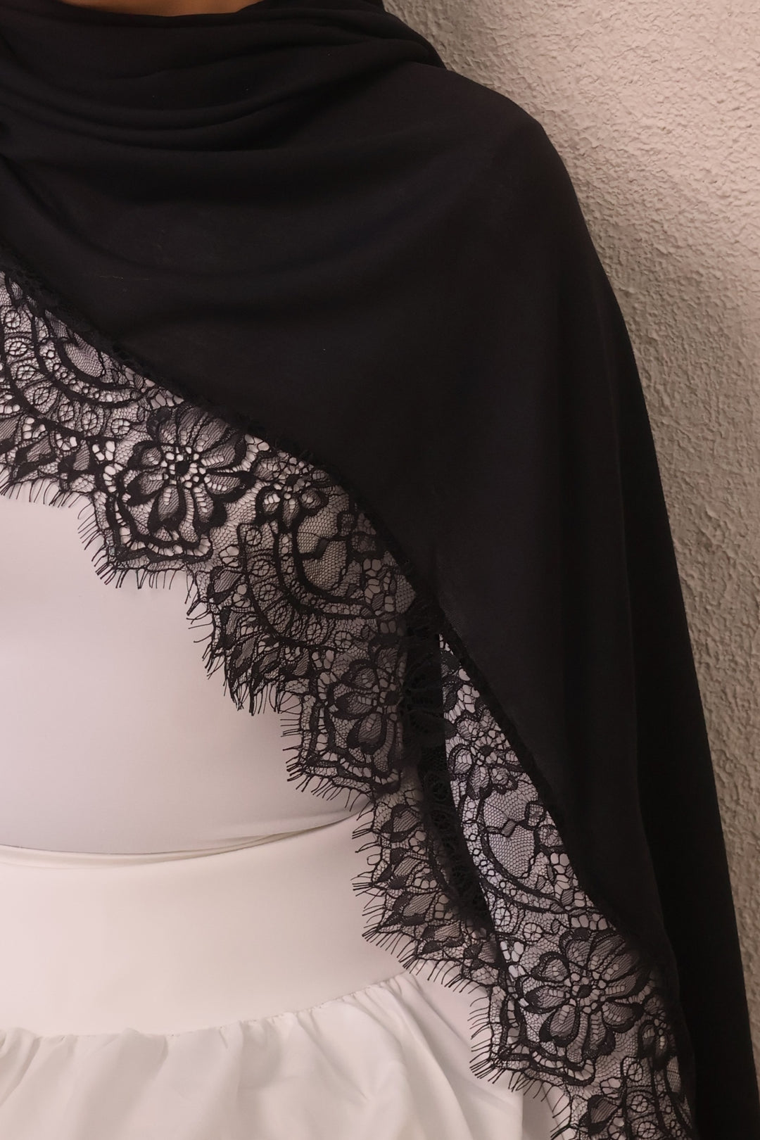 Sable - Lace Modal