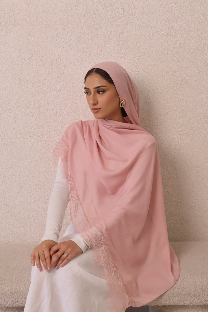 Rose- Lace Modal