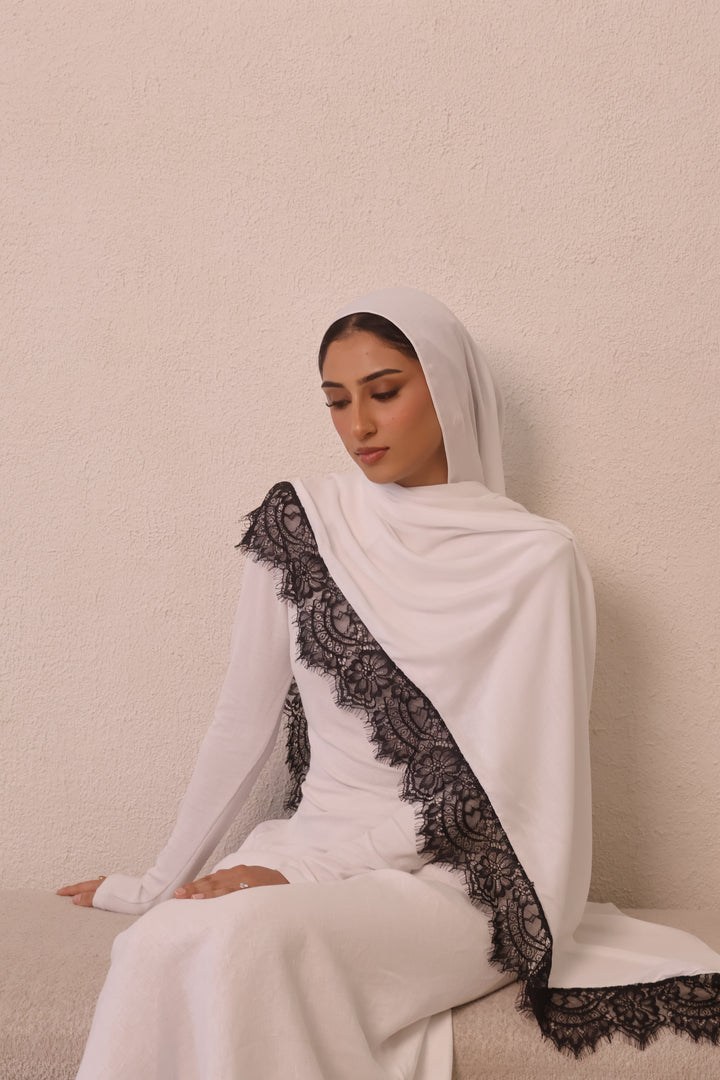 Ivory Noir- Lace Modal