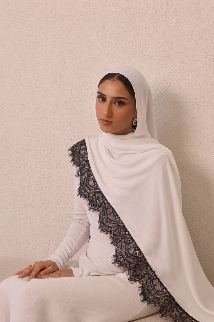Ivory Noir- Lace Modal