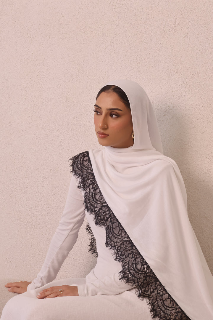 Ivory Noir- Lace Modal